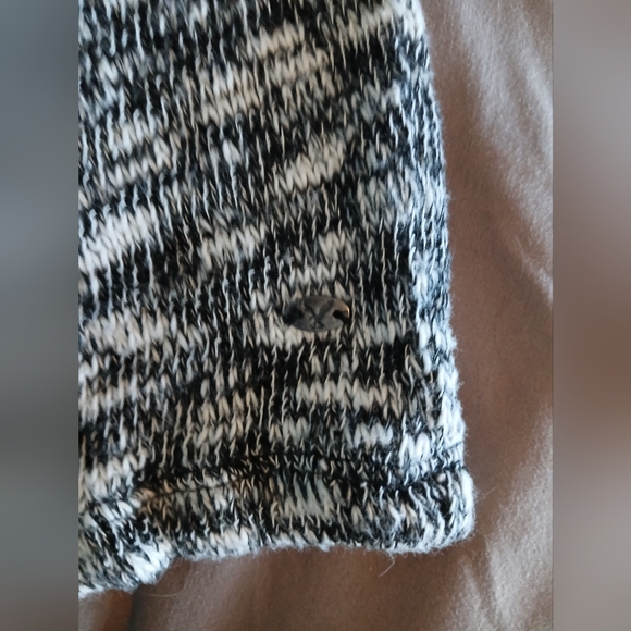 American Eagle sweater knit halter top - Picture 5 of 9